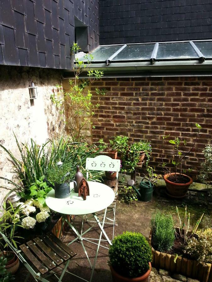 My Little Garden -Parking Gratuit 500M -Coeur Historique -La Clef De Honfleur Lägenhet Exteriör bild